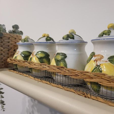 Appartamento Di Fronte All'Ospedale Modène Extérieur photo